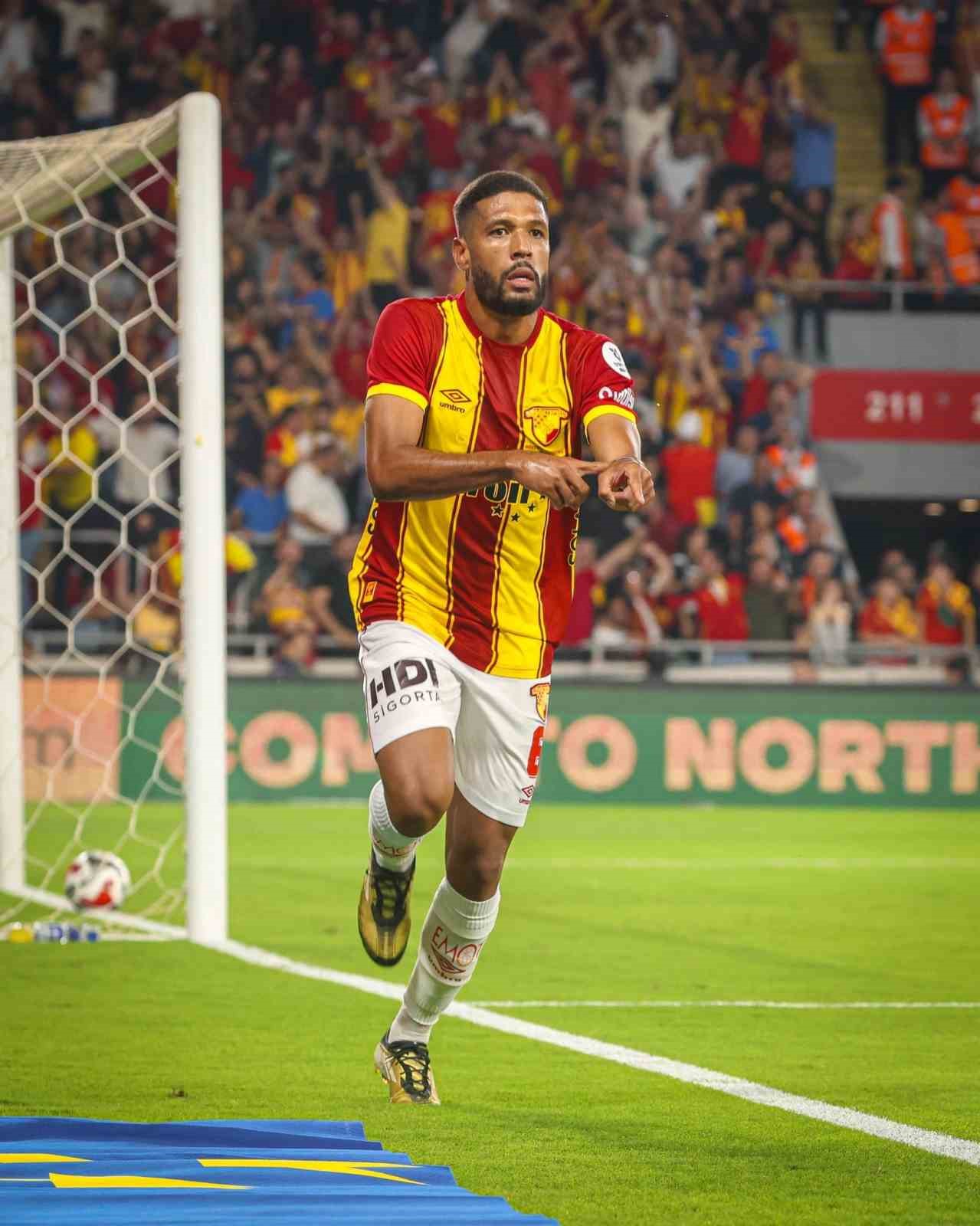 goztepede olaitan besiktas yolunda 5 D72GZGL5