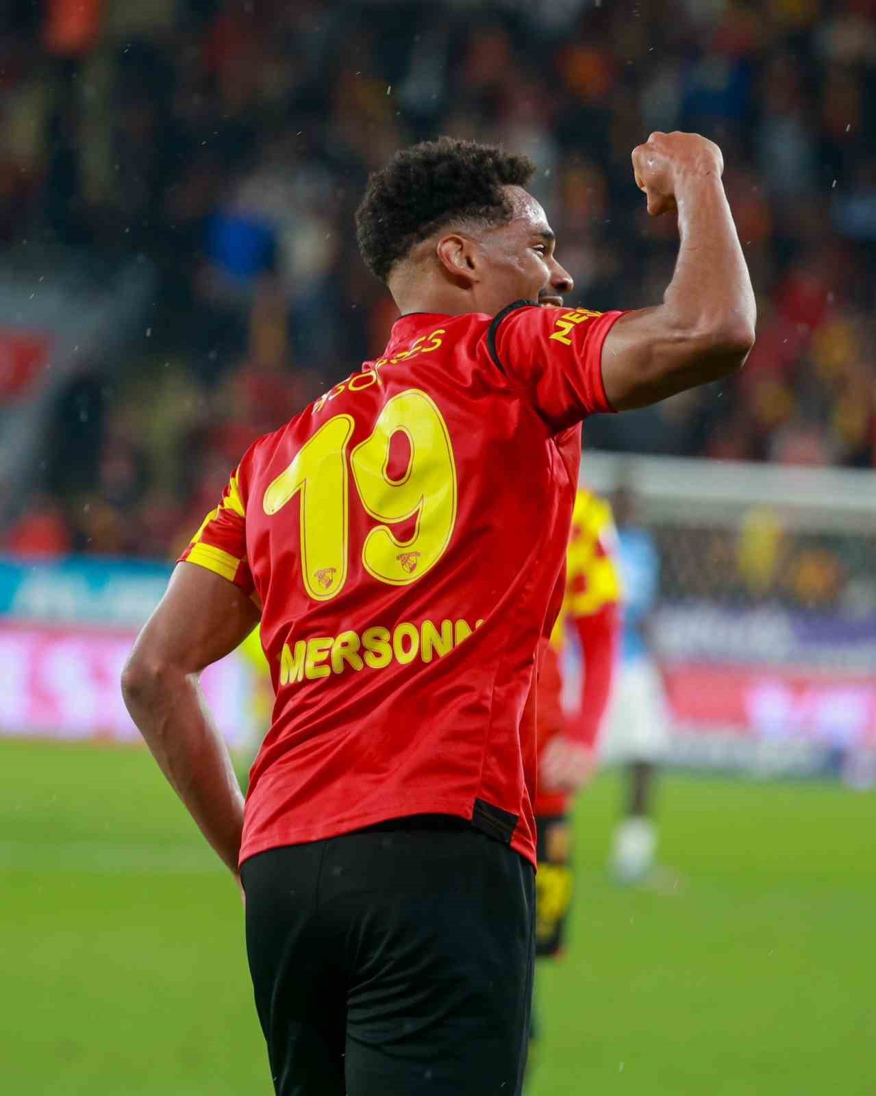 goztepenin yeni golculeri emersonn ve sabranin gerisinde kaldi 2 XGa6A5Cm