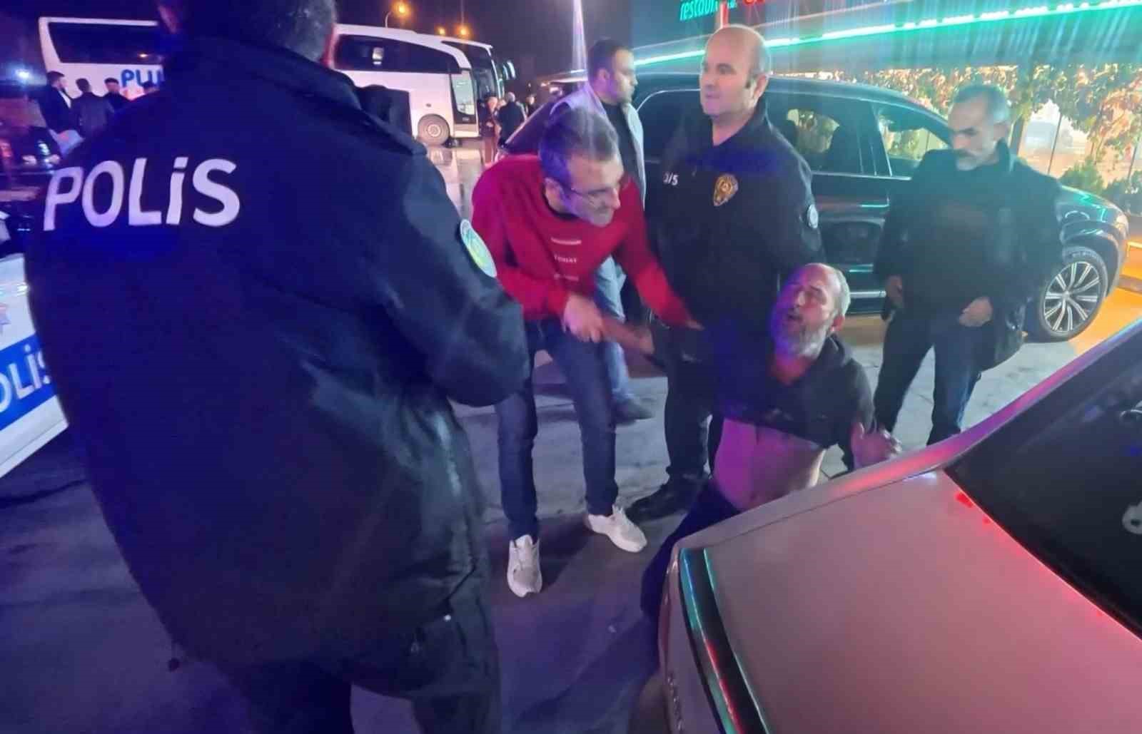 gozum gormuyor neredeyim ben dedi gozunu karakolda acti 0 EdLCteVy