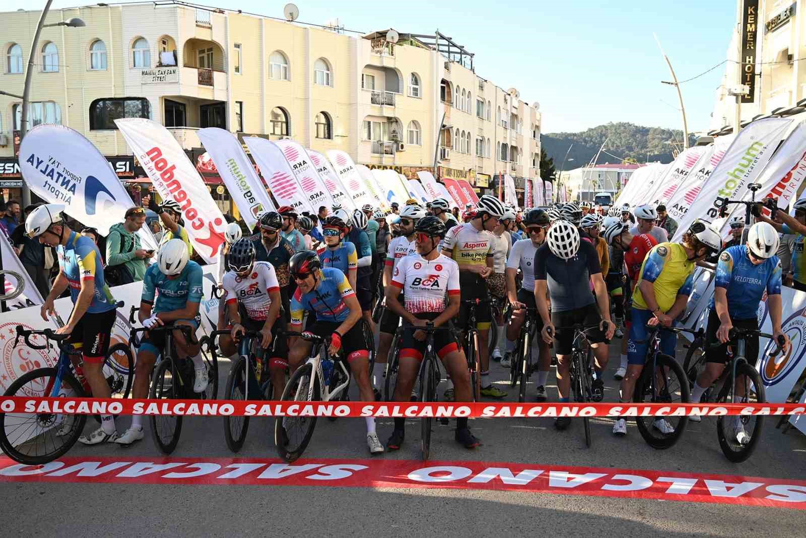 gran fondoda ikinci gun heyecani basladi 0 IBuLq98E