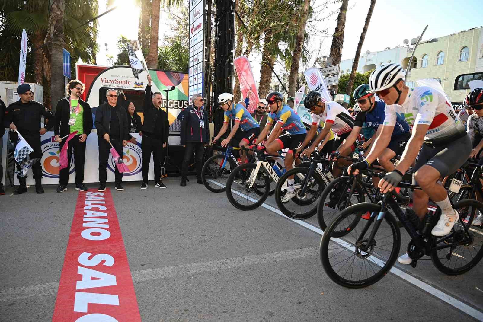 gran fondoda ikinci gun heyecani basladi 2 RJE3wjuv