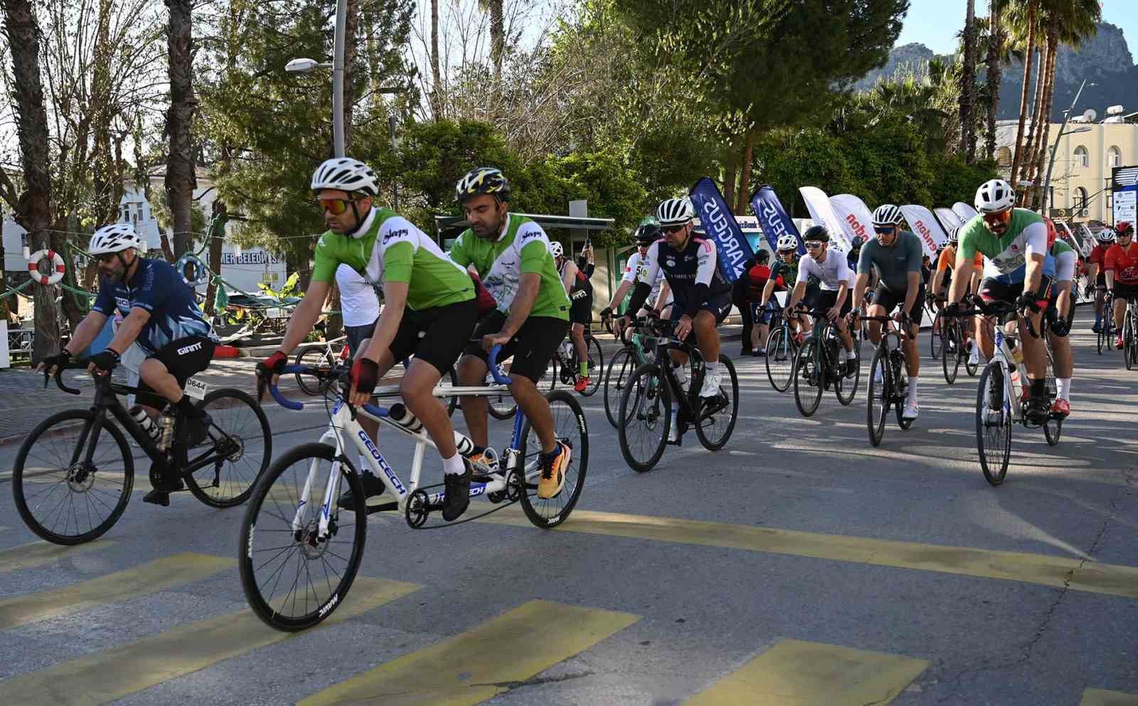 gran fondoda ikinci gun heyecani basladi 5 QfSburIT