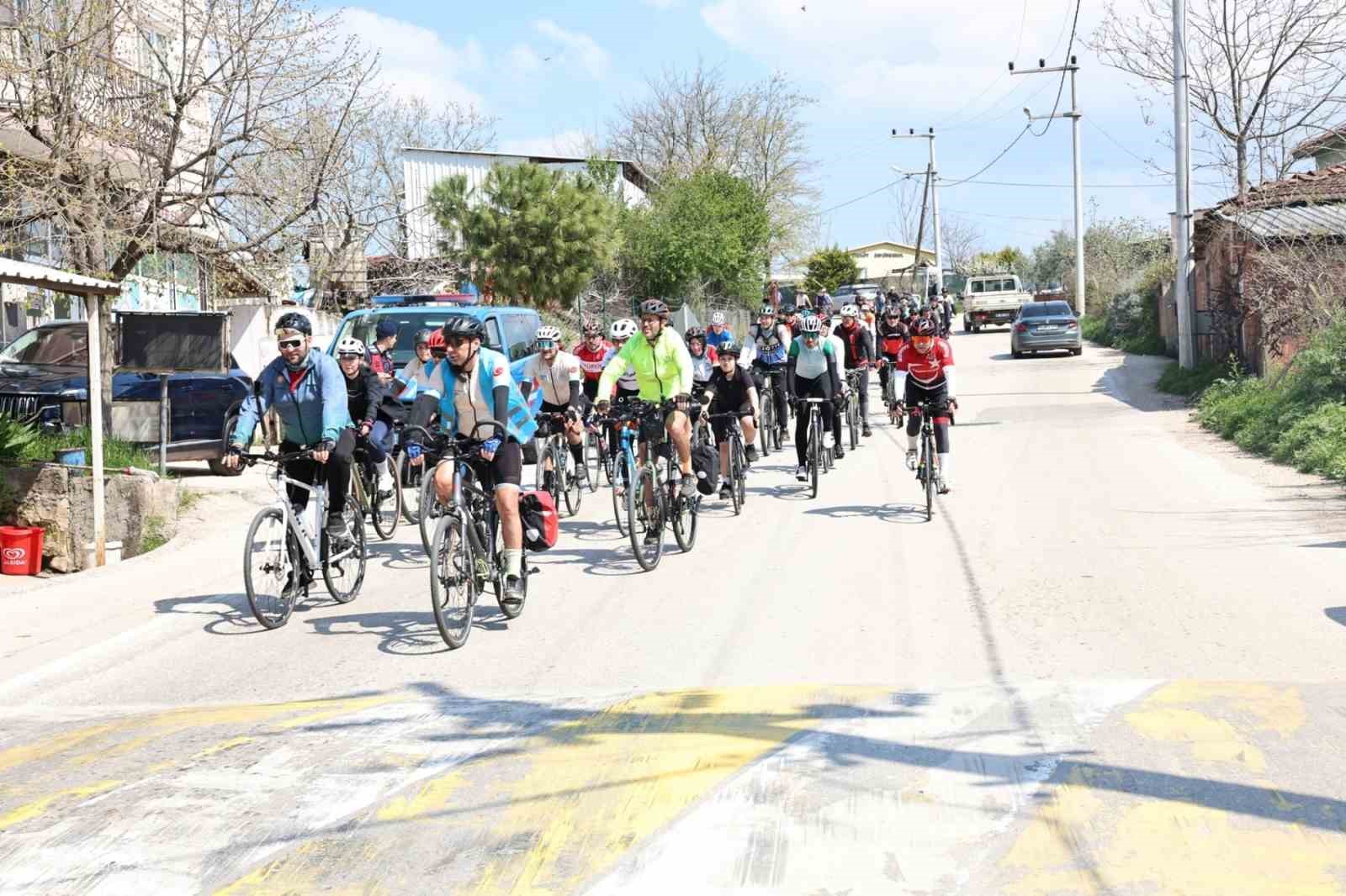 granfondo bursa oncesi bisikletliler niluferde bulustu 1 DVtpDLDQ