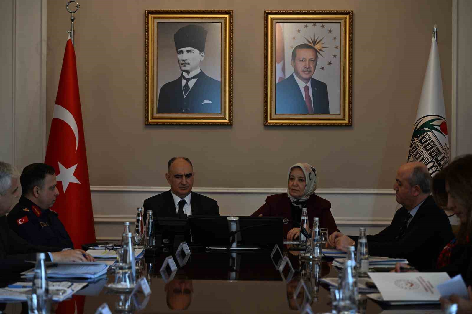 guclendirici bakim modeli manisada masaya yatirildi 4 PKtST18S