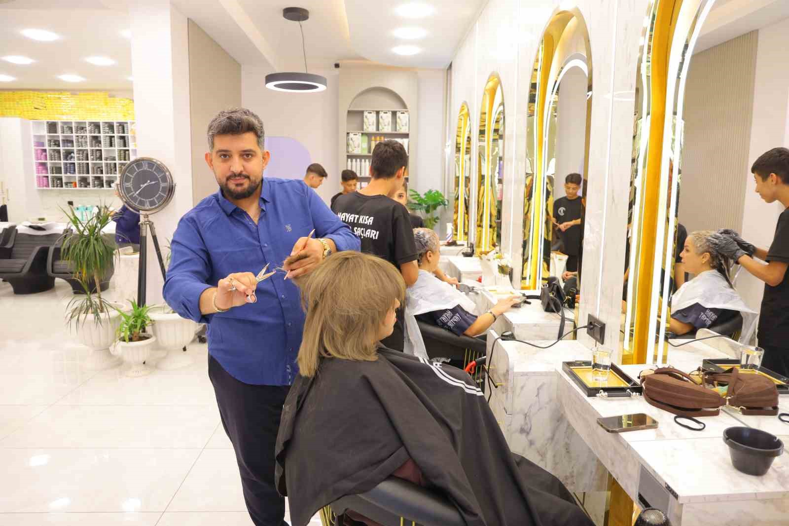 gulerek ugurladigi musterileri bir gun sonra enkaz altinda kaldi 0 2GM9JDCO