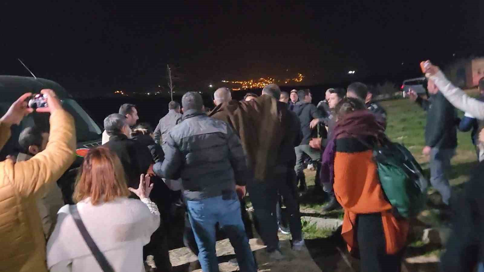 gulistan doku sorusturmasinda tunceli adliyesi onunde arbede 1