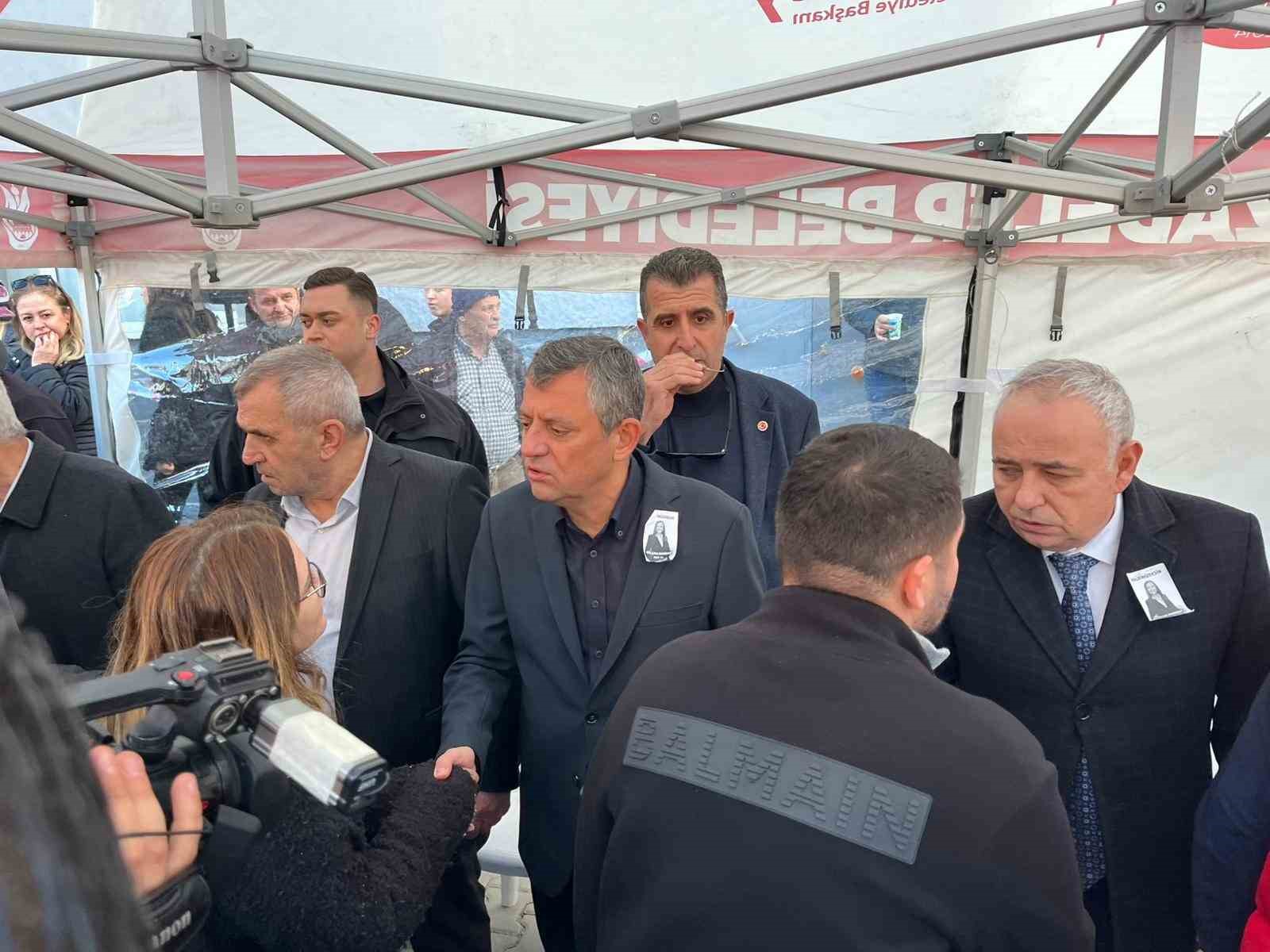 gulsah durbay gozyaslariyla defnedildi 3 FLNbSq6r