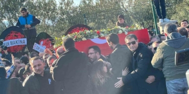 gulsah-durbay-gozyaslariyla-defnedildi-B9brGhm1.jpg