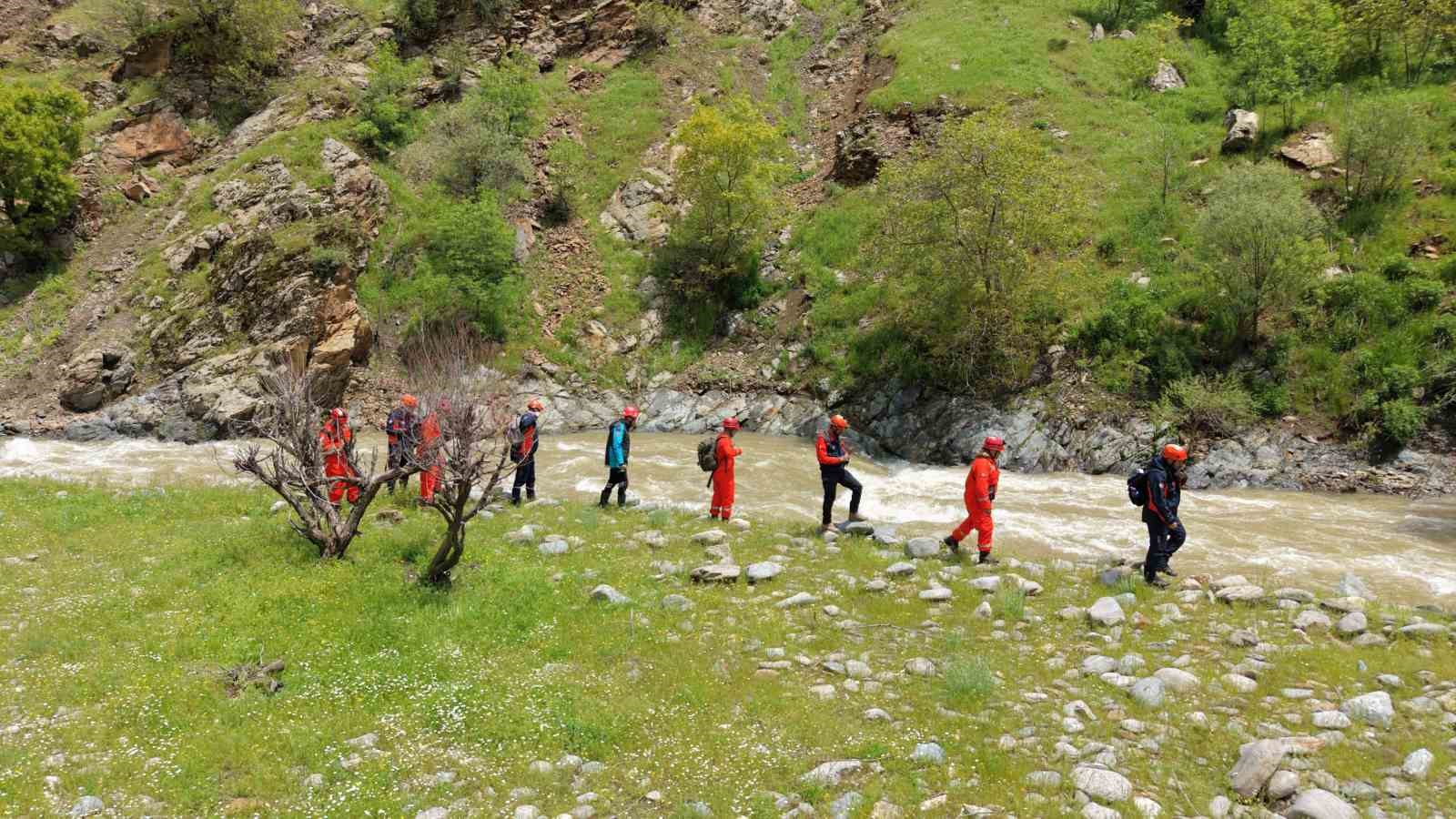 gulsima yildizi arama calismalari 5inci gununde de suruyor 1 JYXLYevN