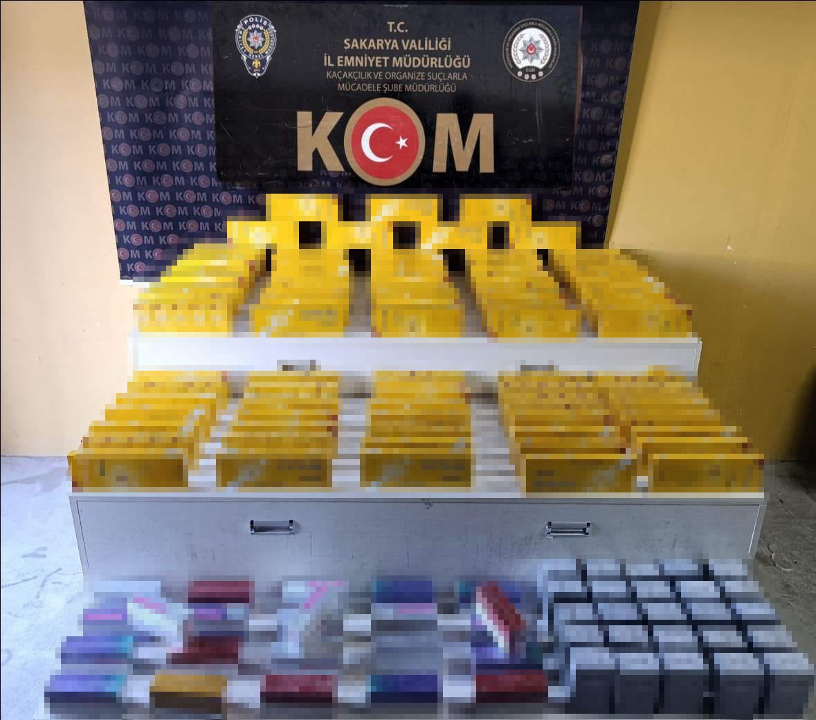 gumruk kacagi urunleri piyasaya sureceklerdi polis yakaladi 3 gozalti 1 ruqgH6Je