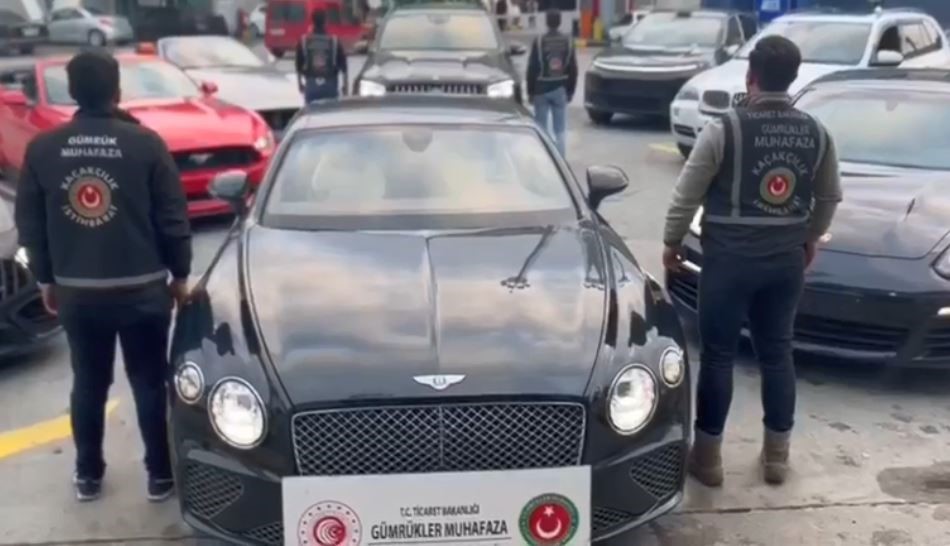 gumrukten usulsuz gecirilen 65 luks araca el konuldu 22 gozalti 2 eM7g6HH7