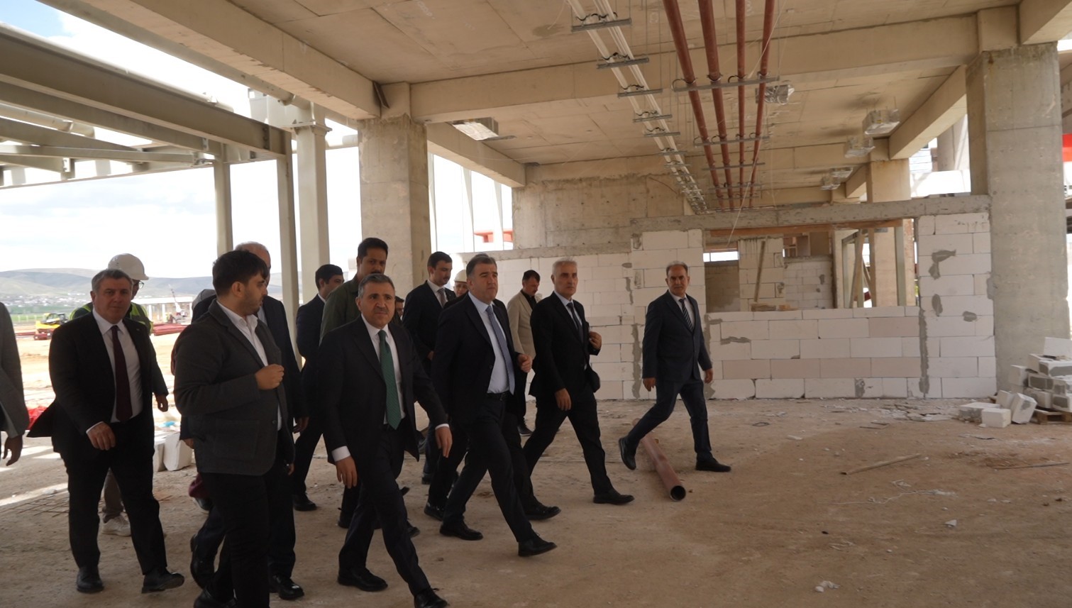 gumushane bayburt havalimaninda calismalar suruyor 5 1tufQuDb