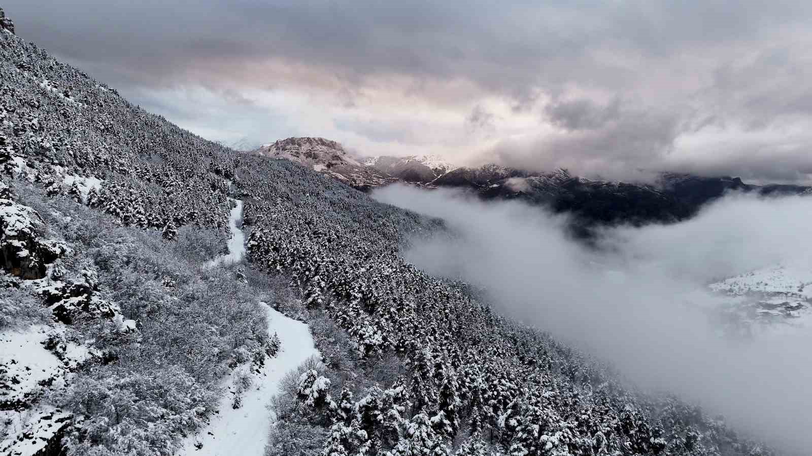 gumushane beyaz gelinligini giydi 2 jcUvlgK8