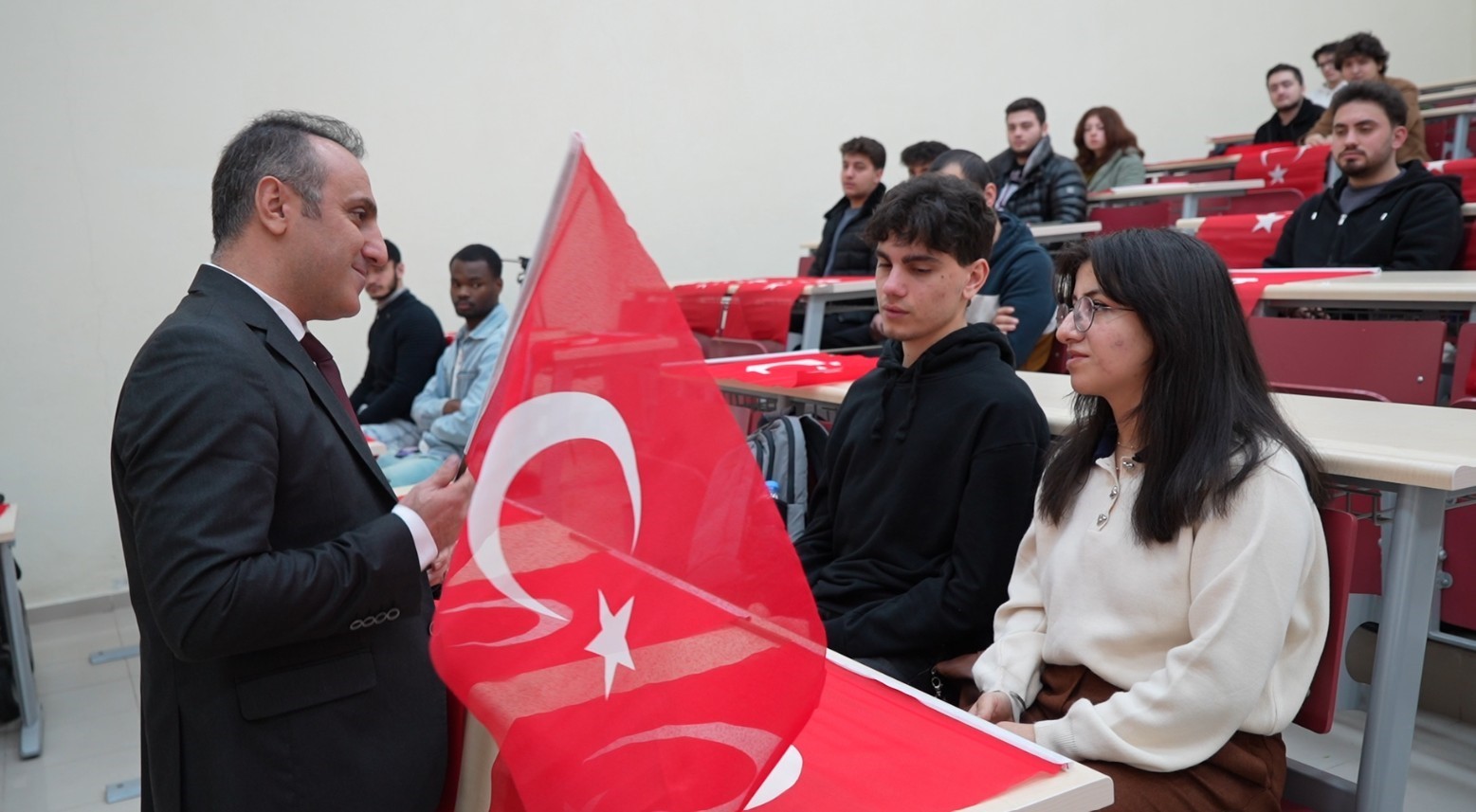 gumushane universitesinde ilk ders turk bayragina ayrildi 5 mwsETLJs