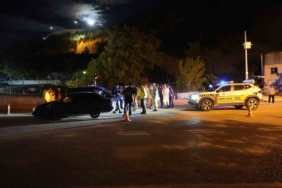 gumushanede-alkollu-surucu-jandarma-aracina-carpti-ehliyetine-el-konuldu-E6JpFgDn.jpg