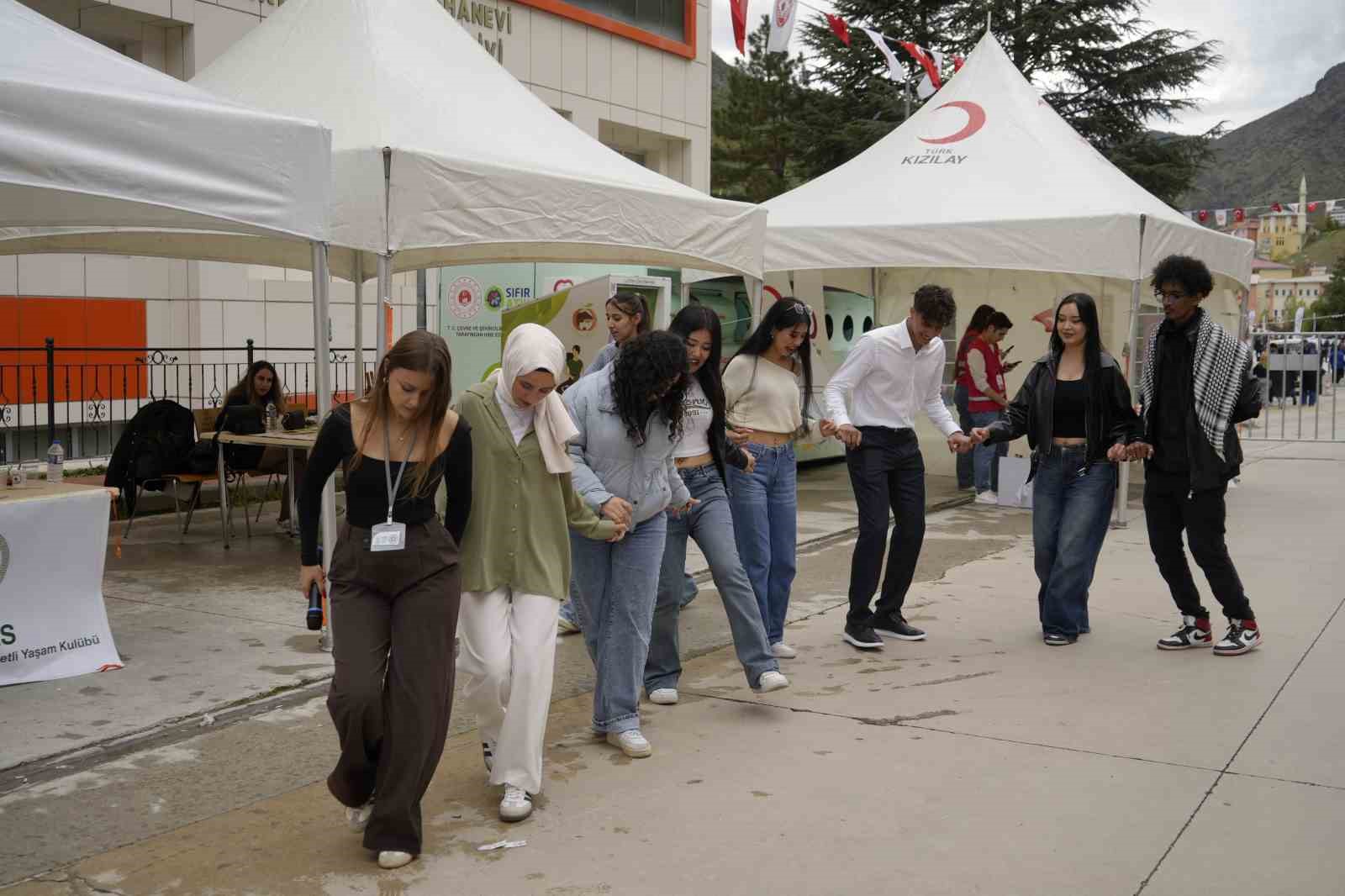 gumushanede bilyali araba yarisi heyecani 2