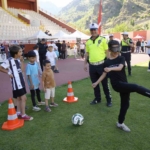 gumushanede-cocuklar-spor-senliginde-eglenceli-vakit-gecirdi-V8A2NaFH.jpg