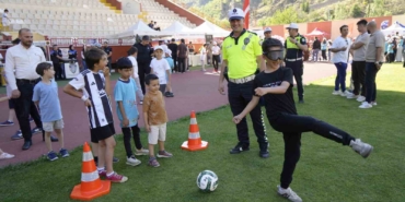 gumushanede-cocuklar-spor-senliginde-eglenceli-vakit-gecirdi-V8A2NaFH.jpg