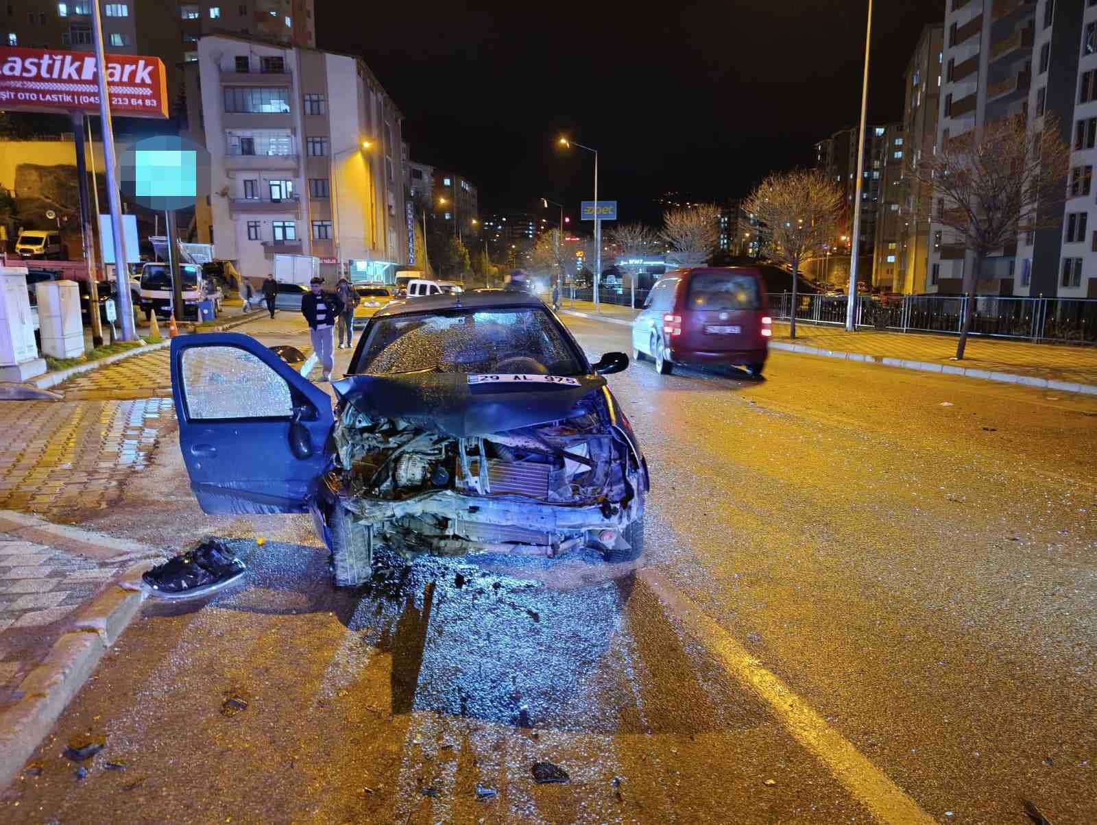 gumushanede iftara dakikalar kala feci kaza 1 olu 3 yarali 2 smpR8RwX