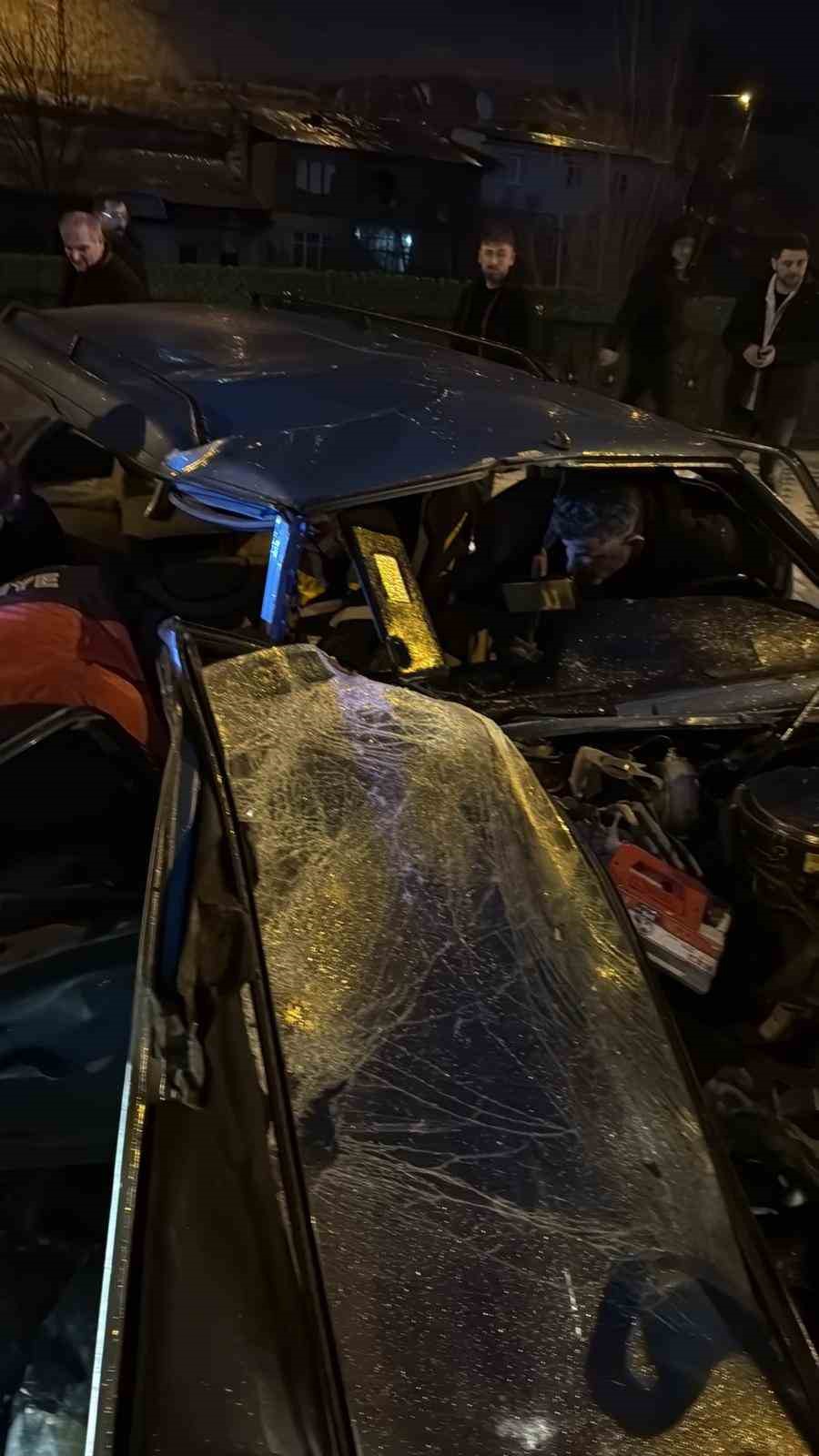 gumushanede iftara dakikalar kala feci kaza 1 olu 3 yarali 4 BPGXedNc