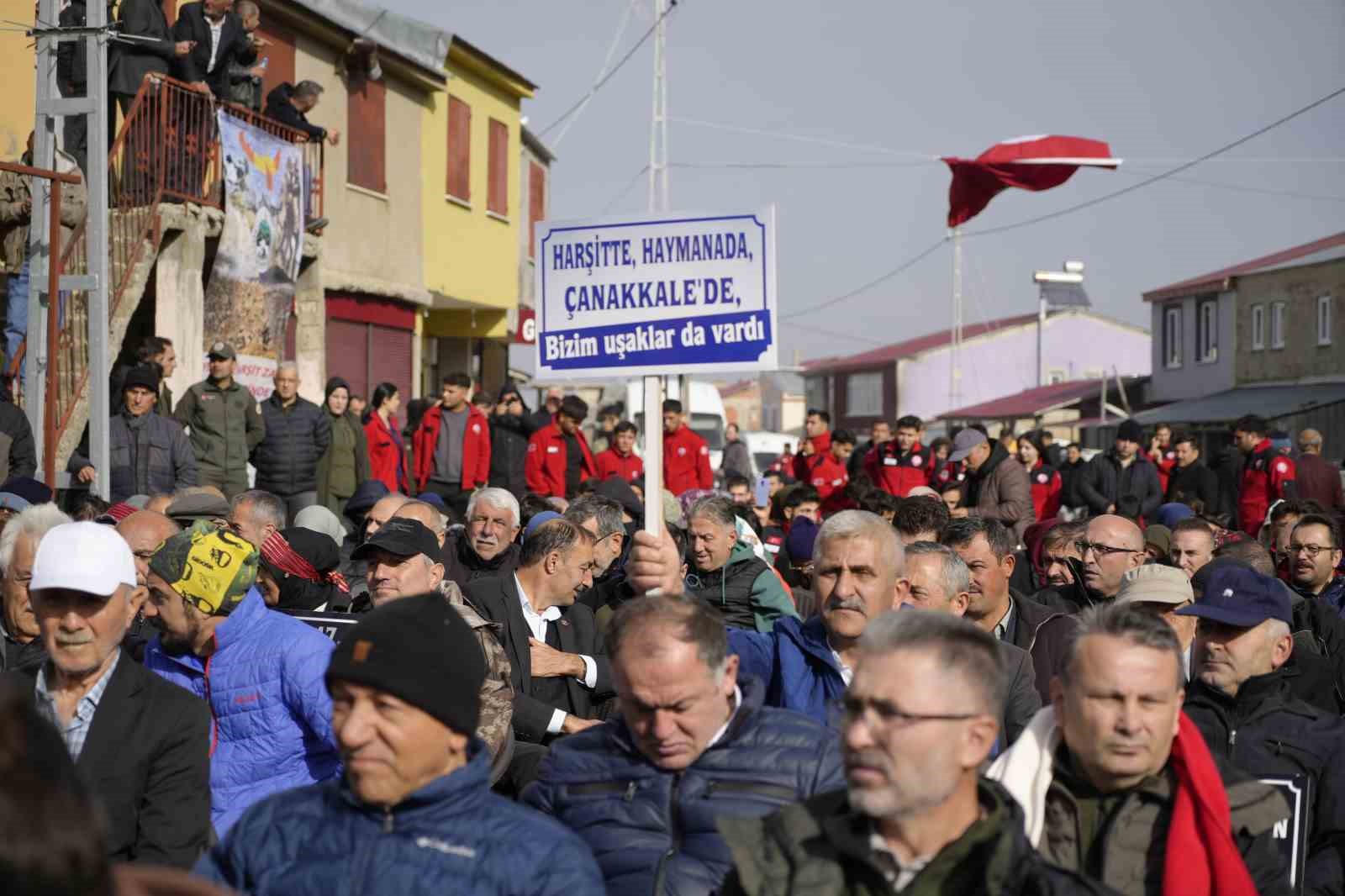 gumushanede kabaktepe sehitlerine vefa yuruyusu duzenlendi 2 OLcd9Fl4