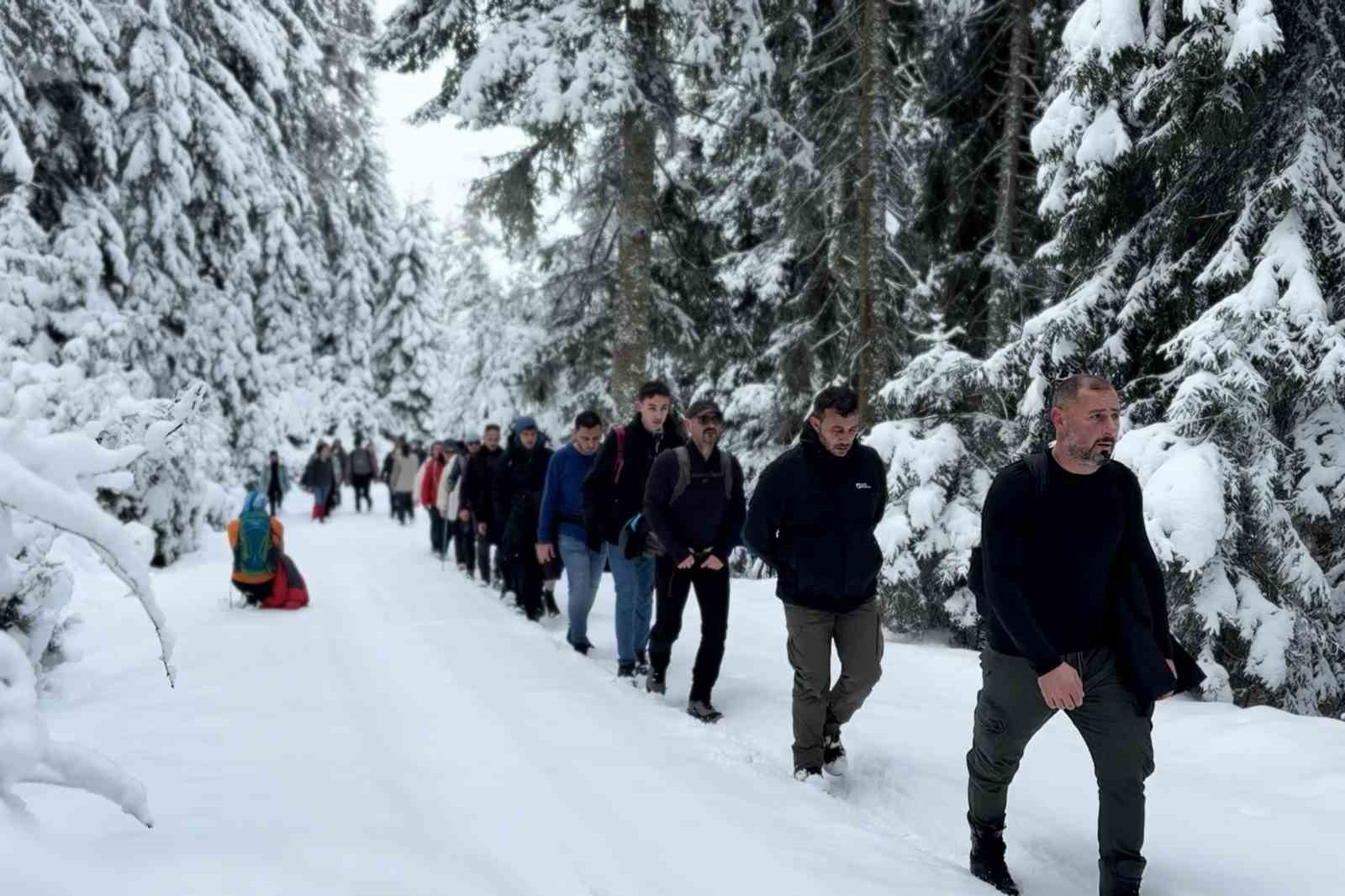 gumushanede kartpostallik manzara esliginde doga yuruyusu 5 dnyXH3nH