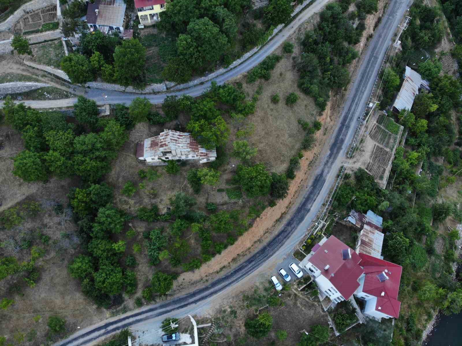 gumushanede vatandaslarin tapulu arazileri toprak kaymalari nedeniyle her gecen gun kuculuyor 8 ZEGGRpeB