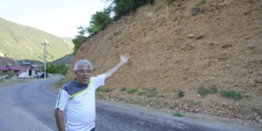 gumushanede-vatandaslarin-tapulu-arazileri-toprak-kaymalari-nedeniyle-her-gecen-gun-kuculuyor-TFIEYt8F.jpg