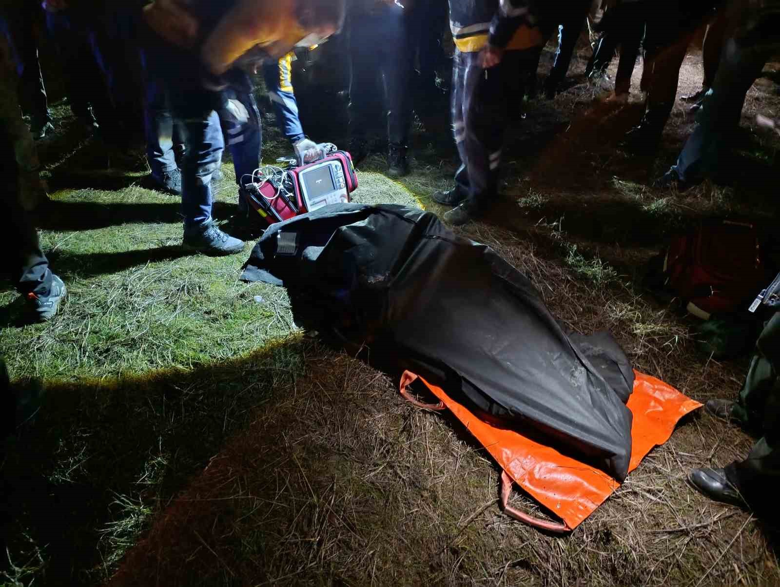 Gümüşhane’deki yangında bazı kısımları çöken binada yaşlı adamın cansız bedeni bulundu 4 gumushanedeki yanginda bazi kisimlari coken binada yasli adamin cansiz bedeni bulundu 0 il1GeGLk