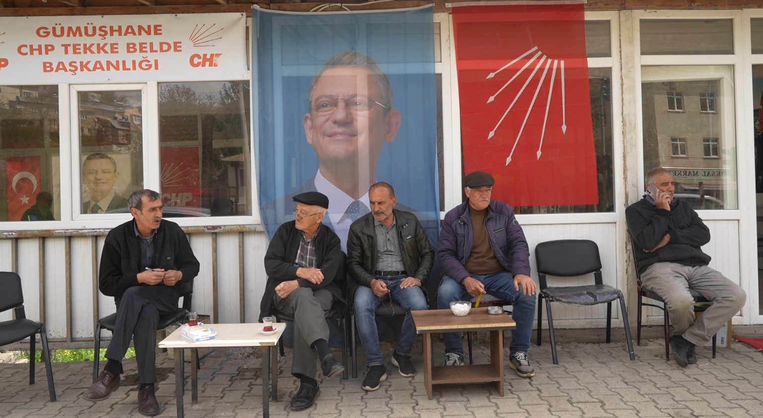gumushanenin 3 bin secmenli tekke beldesinde 11 adayli secim yarisi 4 BOd3ptpA