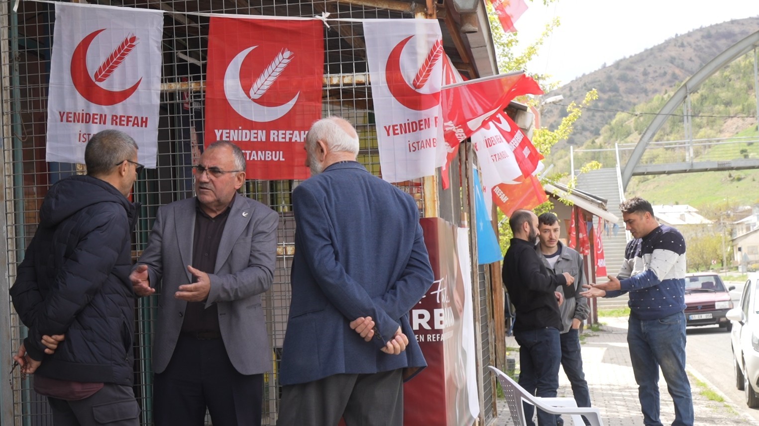 gumushanenin 3 bin secmenli tekke beldesinde 11 adayli secim yarisi 5 cUPwr2s8