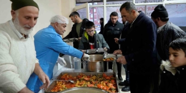 gumushanenin-kirikli-koyunde-22-yildir-ucretsiz-iftar-veriliyor-rJ3avnWV.jpg