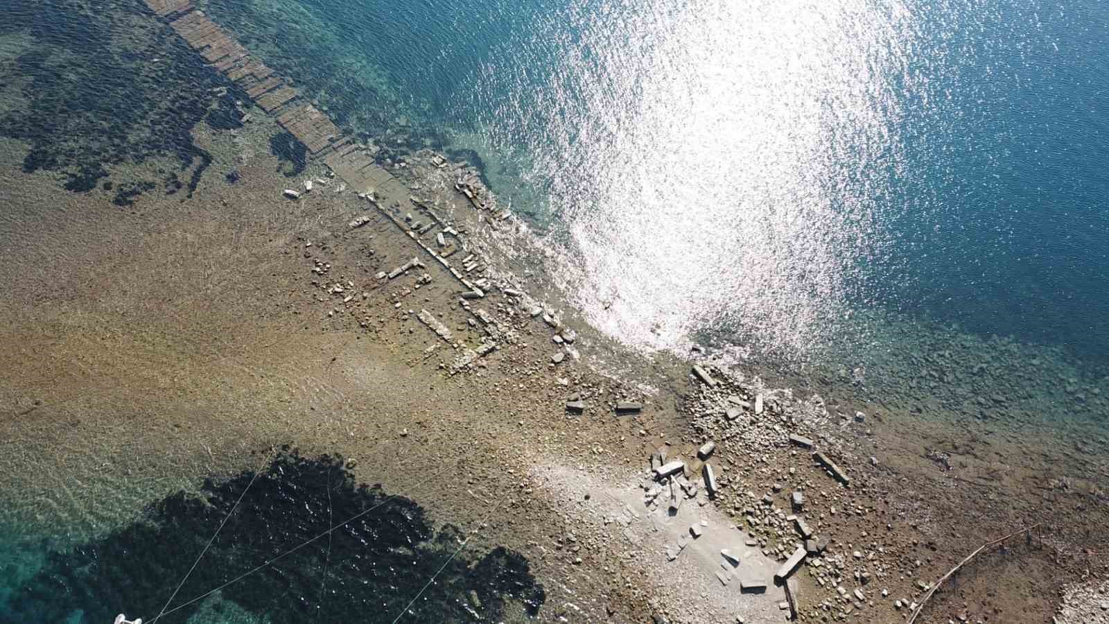 gumusluk koyunda sular cekildi 3 bin 500 yillik kral yolu ortaya cikti 4