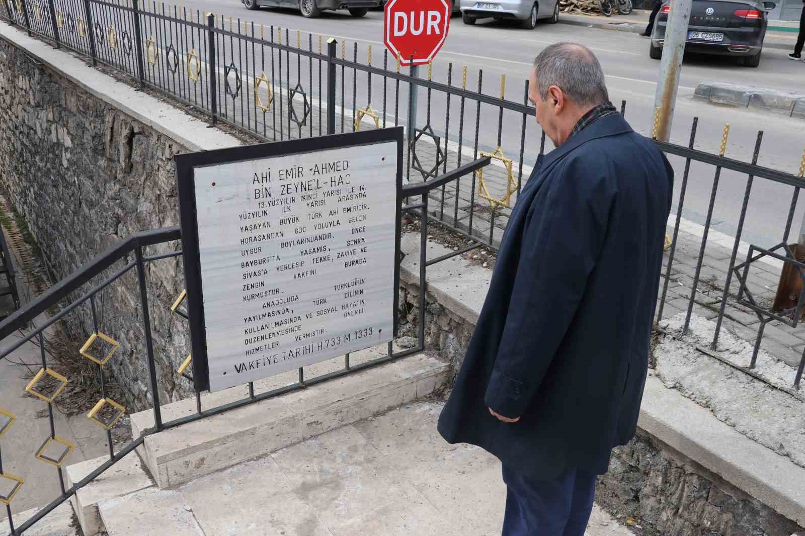 Gün boyu insanlar fark etmeden yanından geçiyor, Anadolu’nun en büyük ahisi burada yatıyor 9 gun boyu insanlar fark etmeden yanindan geciyor anadolunun en buyuk ahisi burada yatiyor 5 UZVSd1ff
