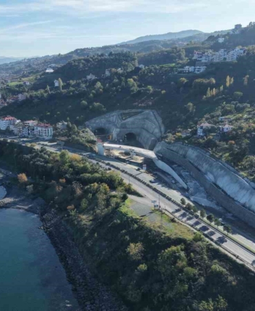 guney-cevre-yolunda-calismalar-hizlandi-ilk-etap-3-yil-icinde-acilacak-pMcAWryC.jpg