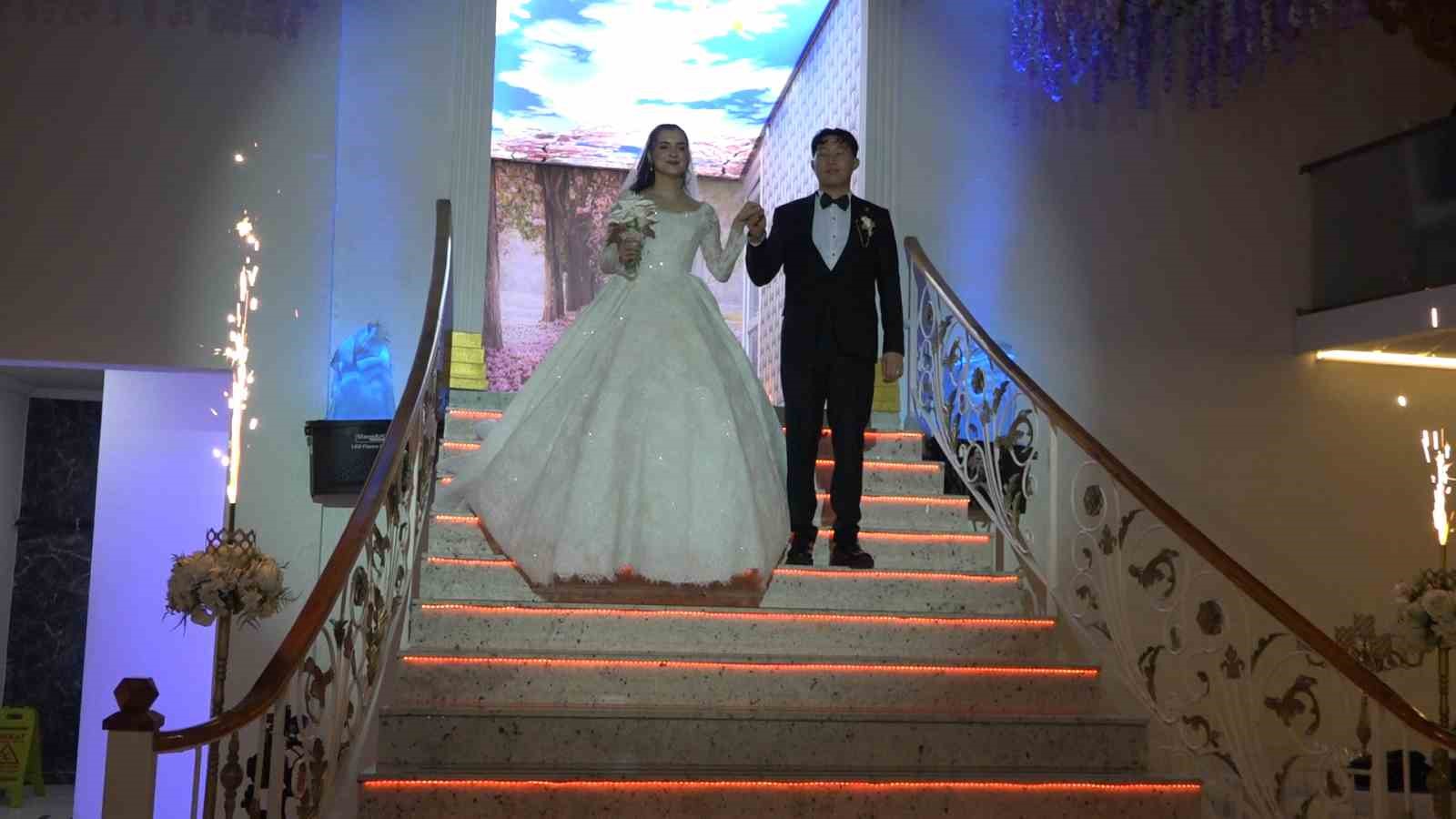 guney koreden is icin geldigi turkiyeye damat oldu 1 kE7zJWXT