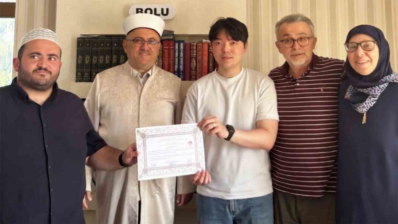 Güney Koreli genç Bolu’da Müslüman oldu 5 guney koreli genc boluda musluman oldu 1 dGVdiEVL