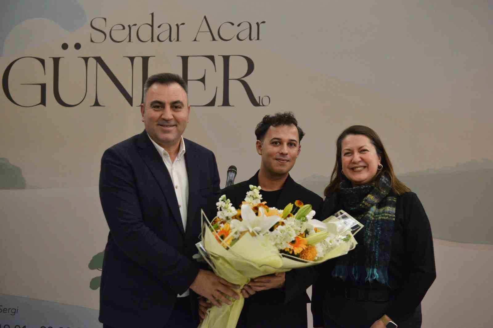 gunler sergisi sanatseverlerle bulustu 2 aGYXMJjq
