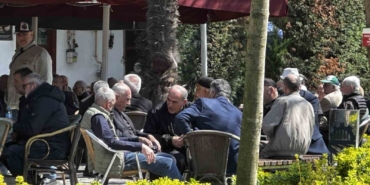 gunler-sonra-gunesi-goren-sakaryalilar-solugu-disarida-aldi-aWjifT5k.jpg