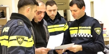 gurcistanda-muhalefet-lideri-elisasvili-mahkeme-binasini-kundaklama-girisiminden-gozaltina-alindi-nR2JEk5U.jpg