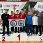 gureste-yildirim-firtinasi-wTWquTeb.jpg