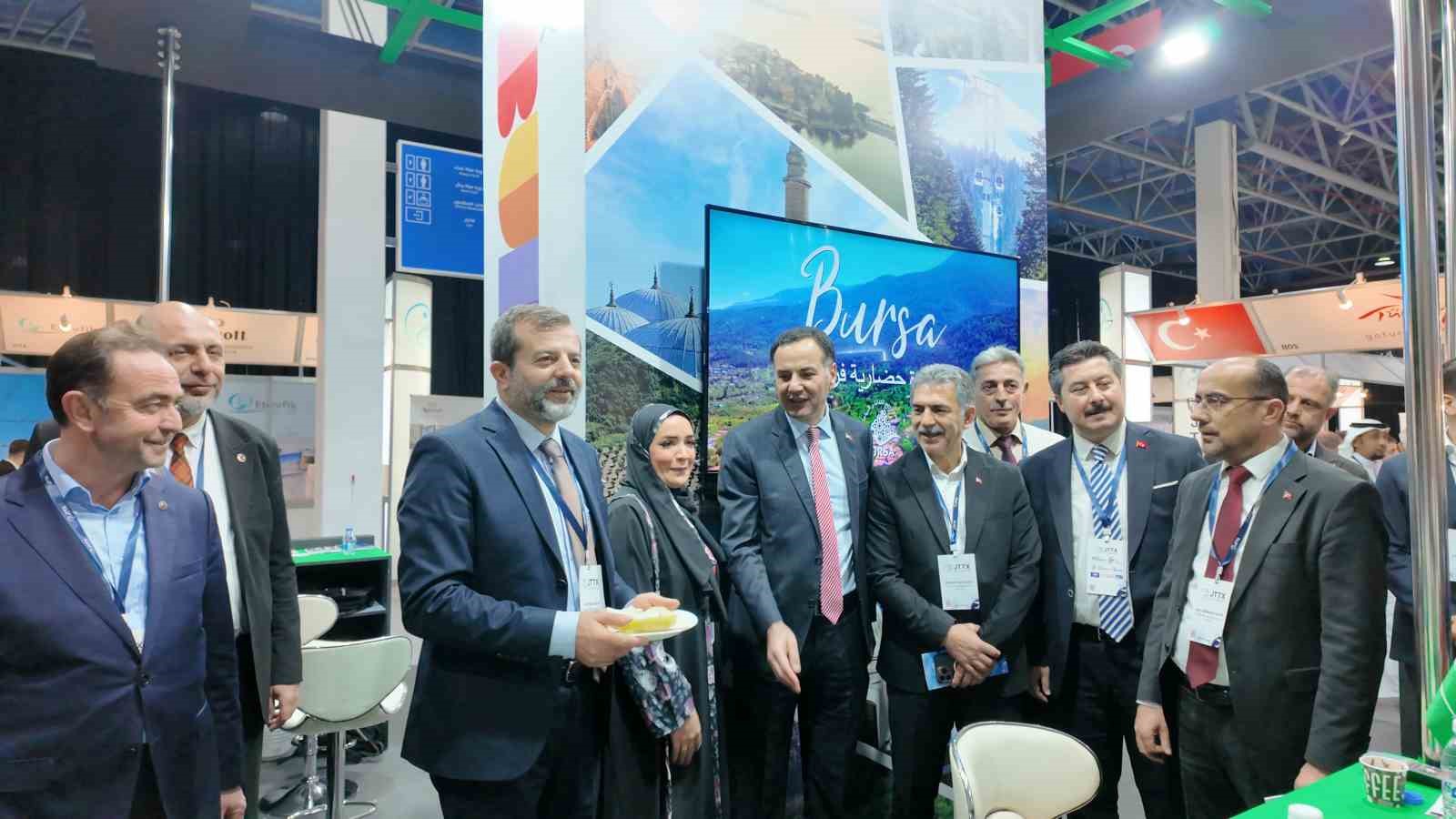 gursu armudu cidde turizm fuarinda 1 amUI1hXb