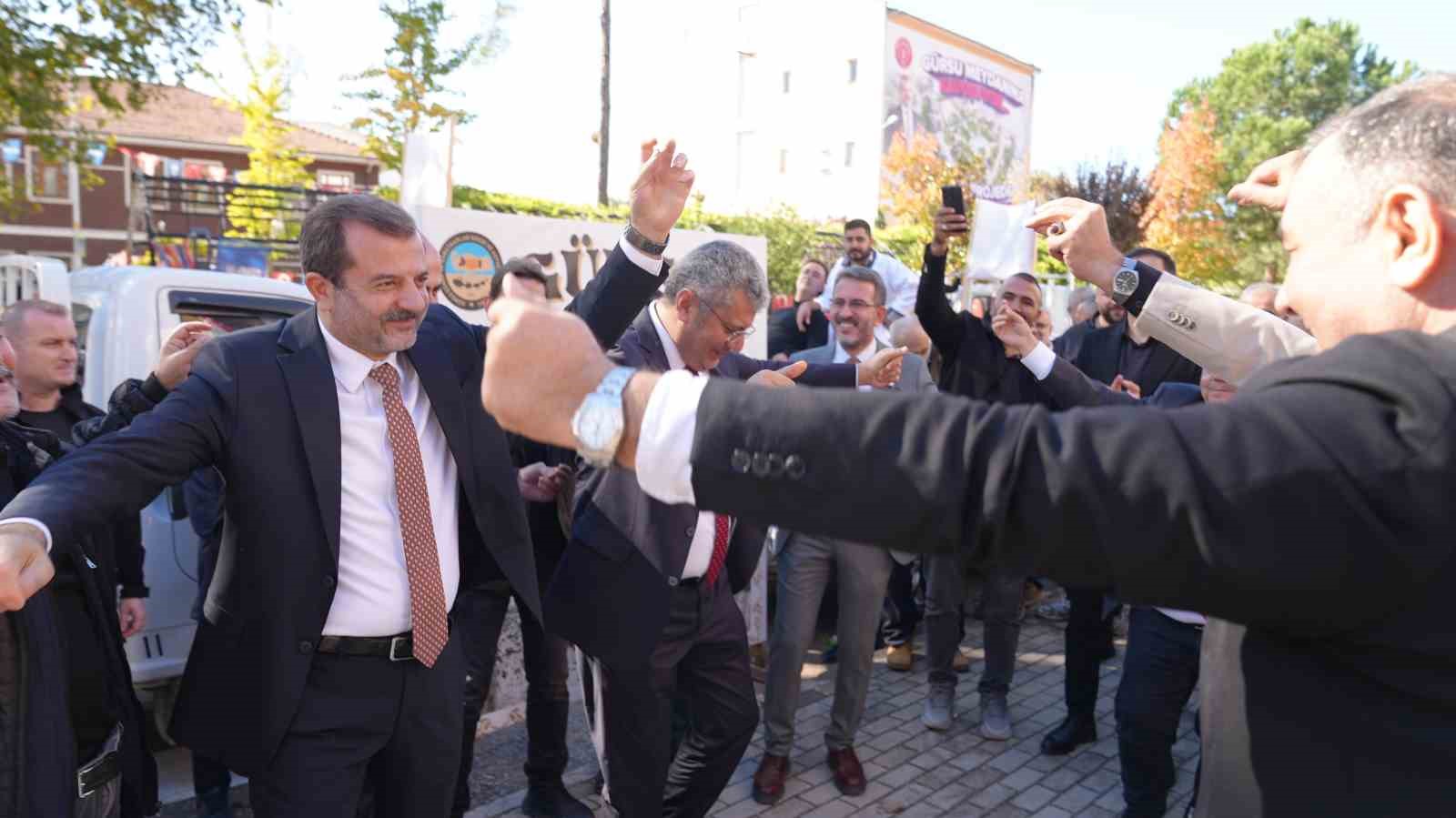 gursuda dugun gibi bayram kutlamasi 3 ezLk6NEr