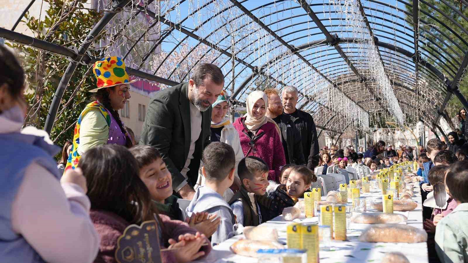 gursulu minikler tekne orucuyla iftar acti 1 SV4vAQ58