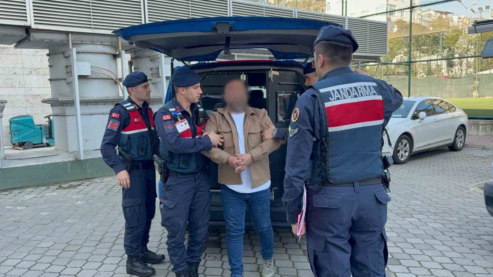 gurultu kavgasinda komsularini silahla vuran sahis edilen kufrun bedeli 1