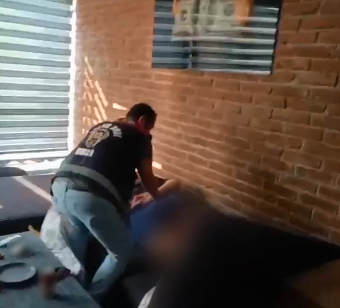 guvenli odeme sistemi kilifiyla dolandiricik yapan cete cokertildi 10 kisi tutuklandi 0 ayDO1RYi