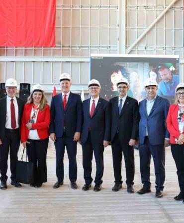 guzelbahce-kampusunde-cumhuriyet-coskusu-cM4clImD.jpg