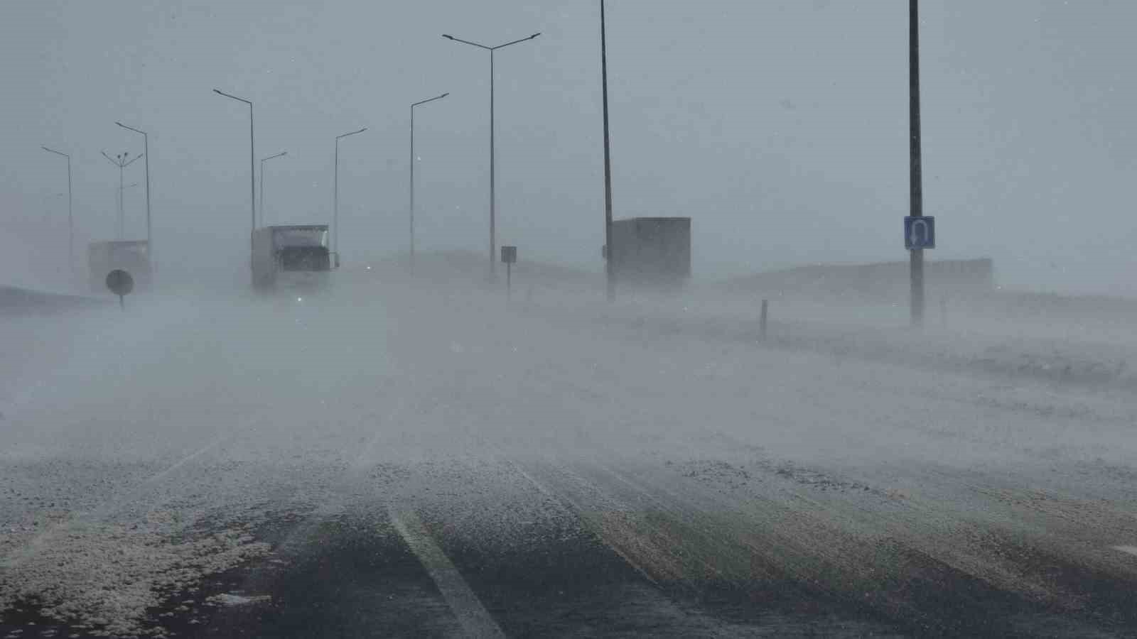 guzeldere gecidinde tipi trafigi olumsuz etkiliyor 1 BKp5MpTS
