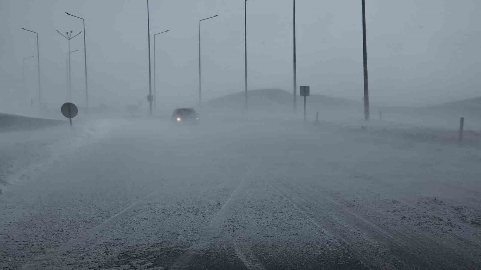 guzeldere gecidinde tipi trafigi olumsuz etkiliyor 9 YFdpYXF2