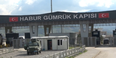 habur-sinir-kapisi-ihracatta-rekora-imza-atti-Gws2sbNT.jpg